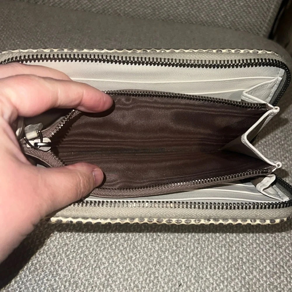 Bottega Veneta authentic bottega